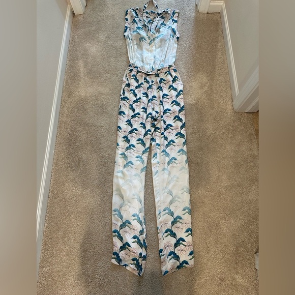 Rebecca Minkoff The Charlotte Jumpsuit on Chalk Multi 100% silk size 4 NWT - Picture 2 of 5